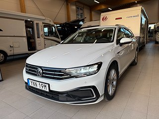 Kombi Volkswagen Passat 2 av 15