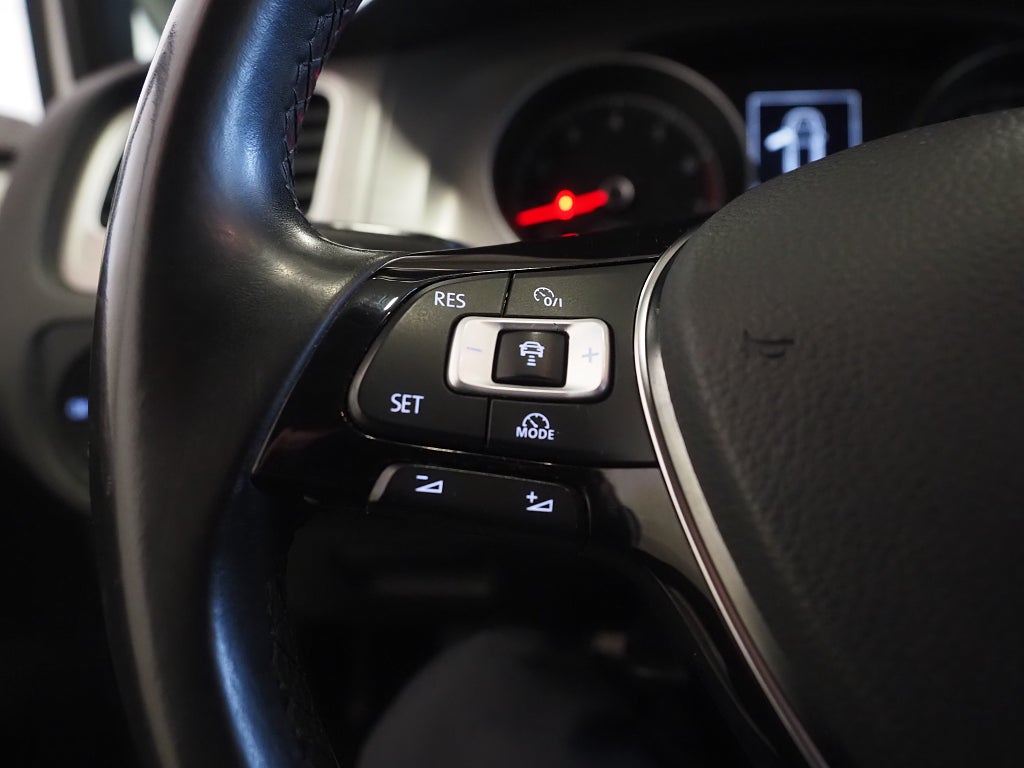 Volkswagen Golf Sportscombi 1.2 TSI 110hk Adaptiv Farthållare