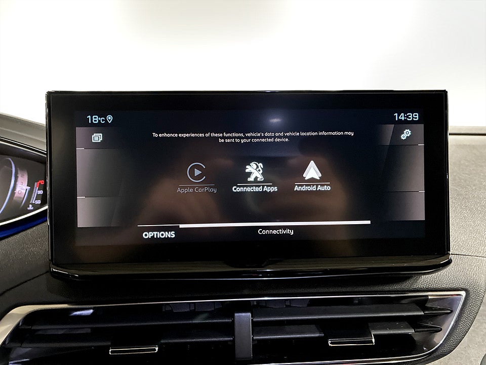 Bild på Peugeot 5008 GT 1.2 PT 130hk Aut 7-SITS B-KAMERA CARPLAY