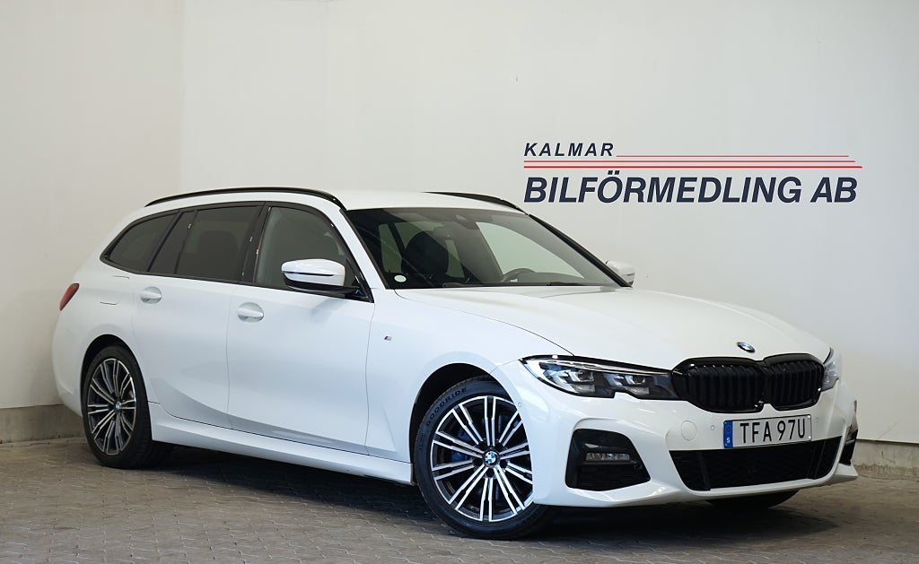 BMW 330e Touring M sport Carplay Dragkrok 292hk 4.99% ränta