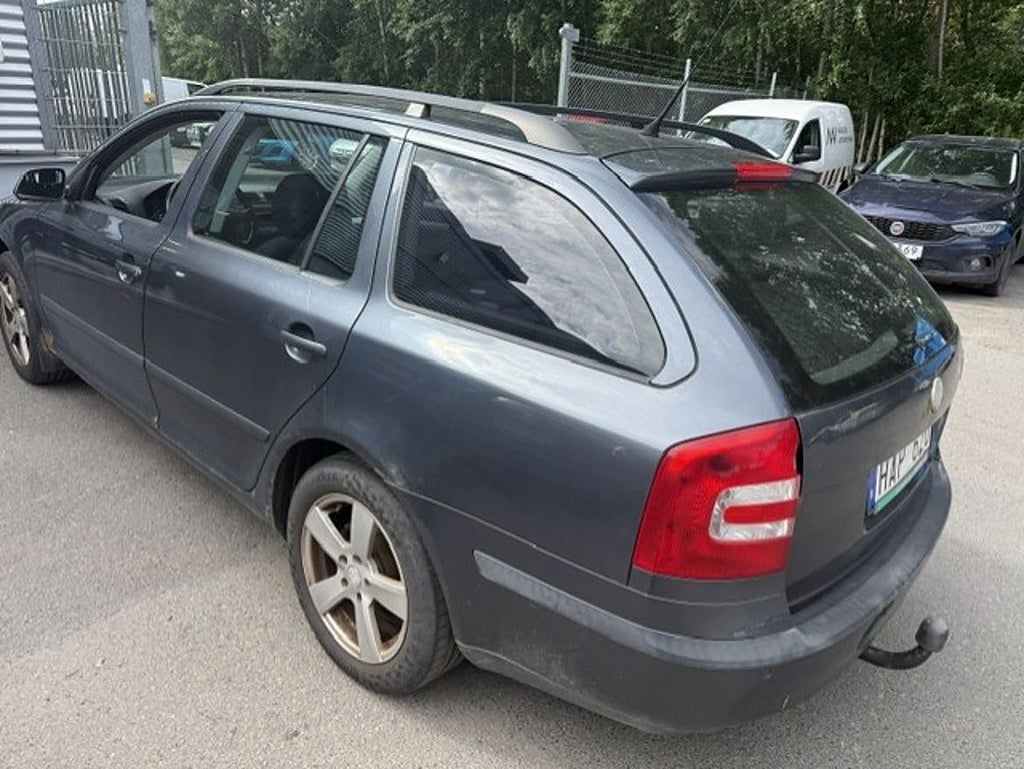 Skoda Octavia GÖR DET SJÄLV! BESIKTNINGS 2OR