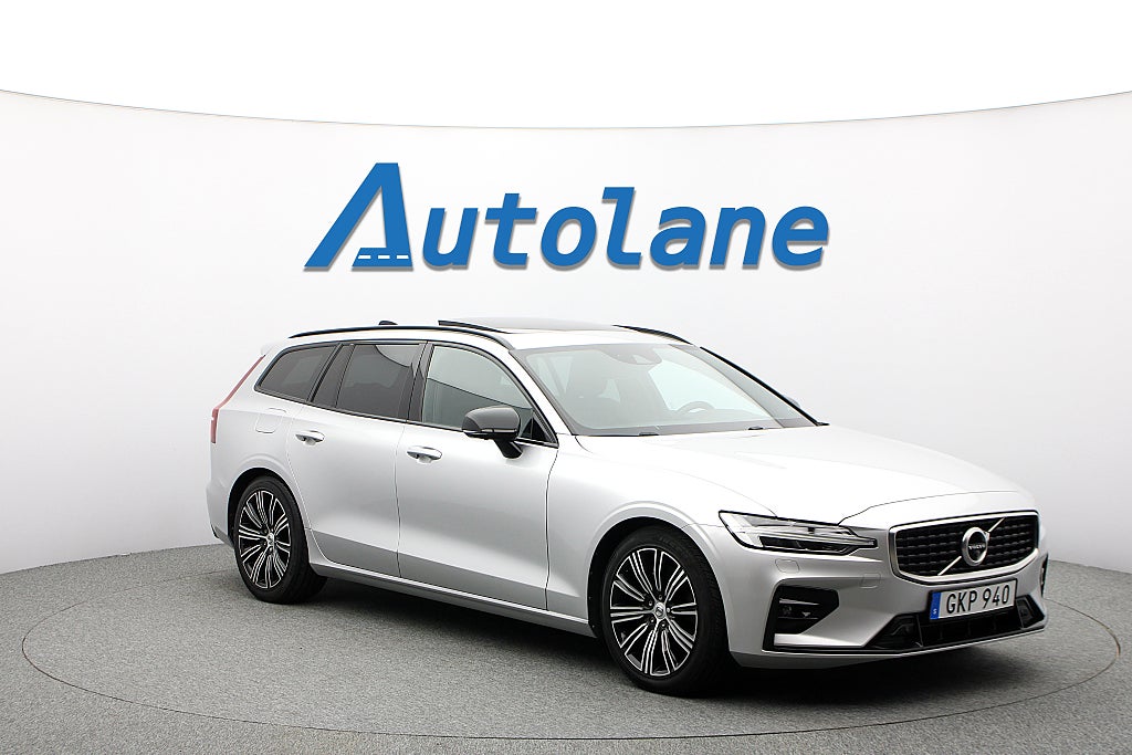 Volvo V60 T5 R-Design Panorama, 360° , H/K, HUD, BLIS, Drag 250hk