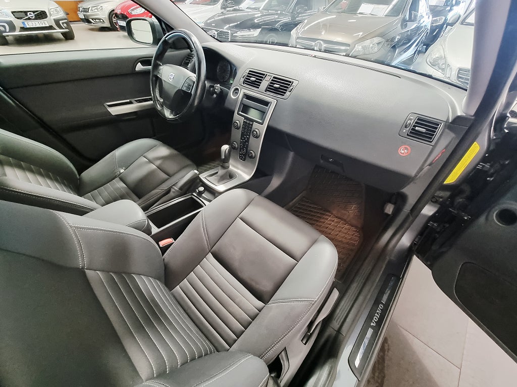 Volvo V50 1.8 Flexifuel 125ch - Chaine neuve - Disque & plaquettes neufs - Sièges chauffants