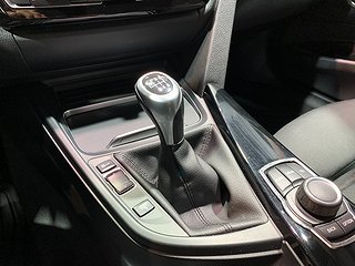 Halvkombi BMW 320s 22 av 27