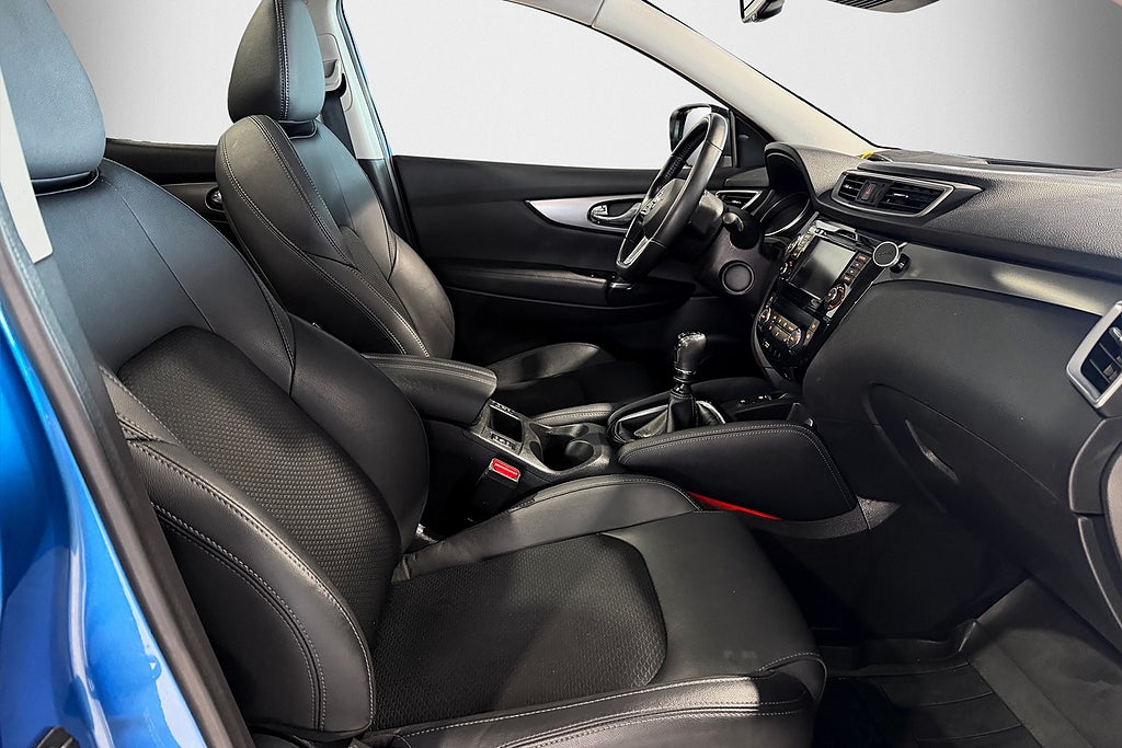 Nissan Qashqai 1.3 DIG-T 140hk | Tekna Design | Panorama | Navi | 360°