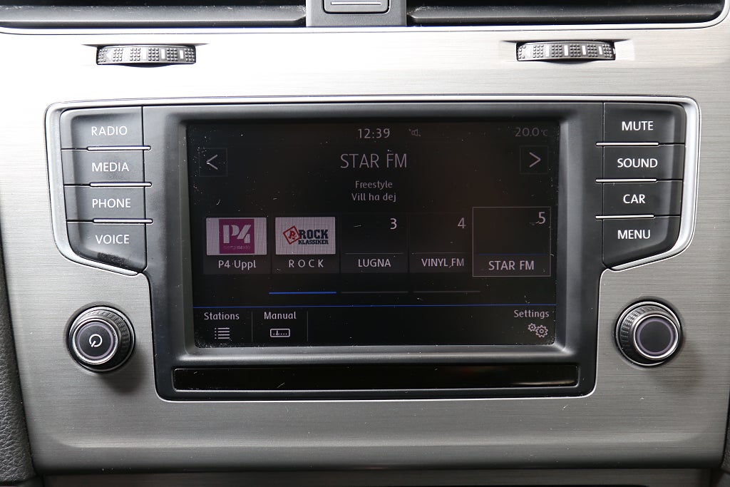 Volkswagen Golf 1,2 TSI 110hk DSG Sportscombi CarPlay Kamera 2017