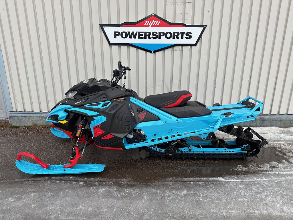 Lynx Boondocker RE 3700 850 E-tec  109mil!