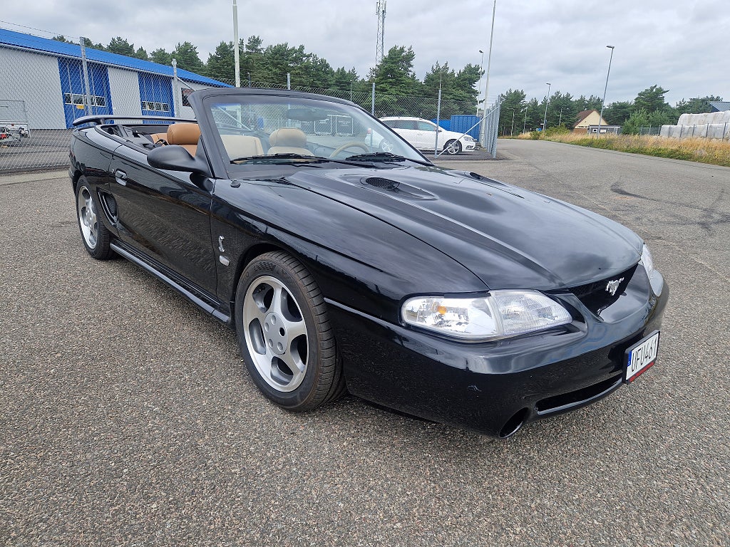 Ford Mustang SVT Cobra Cab, Eu-mod. 