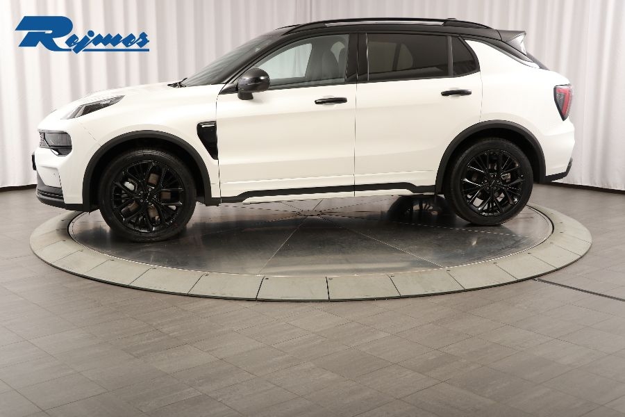 Lynk & Co 01 More PHEV 2025, bild 3/71