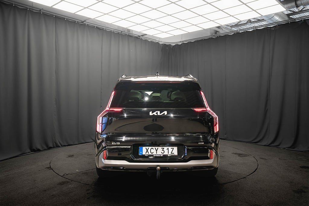 Kia EV9 AWD GT-Line 7-sits DRAG PANO 360° MERIDIAN HUD MOMS