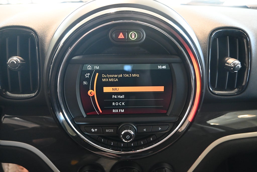 MINI Countryman 2020 - miniatyr 17