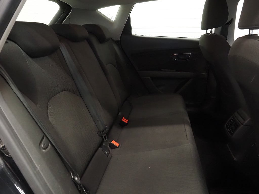 Seat Leon 1.2 TSI 110hk Style Teknikpaket P-Sensorer 2015