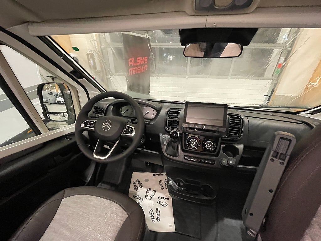 Adria Matrix Axess 670 SL /Taksäng/Automat/5 bältad/B-körkort - Adria