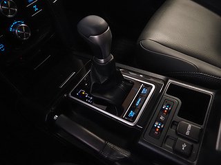 SUV Toyota Land Cruiser 23 av 24