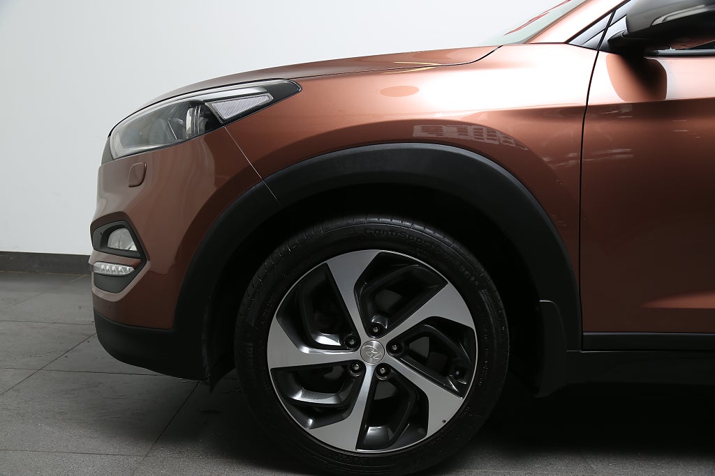 Hyundai Tucson 1,6 T-GDI 177hk MOVE! 4WD Aut Navi Kamera 19" 2018