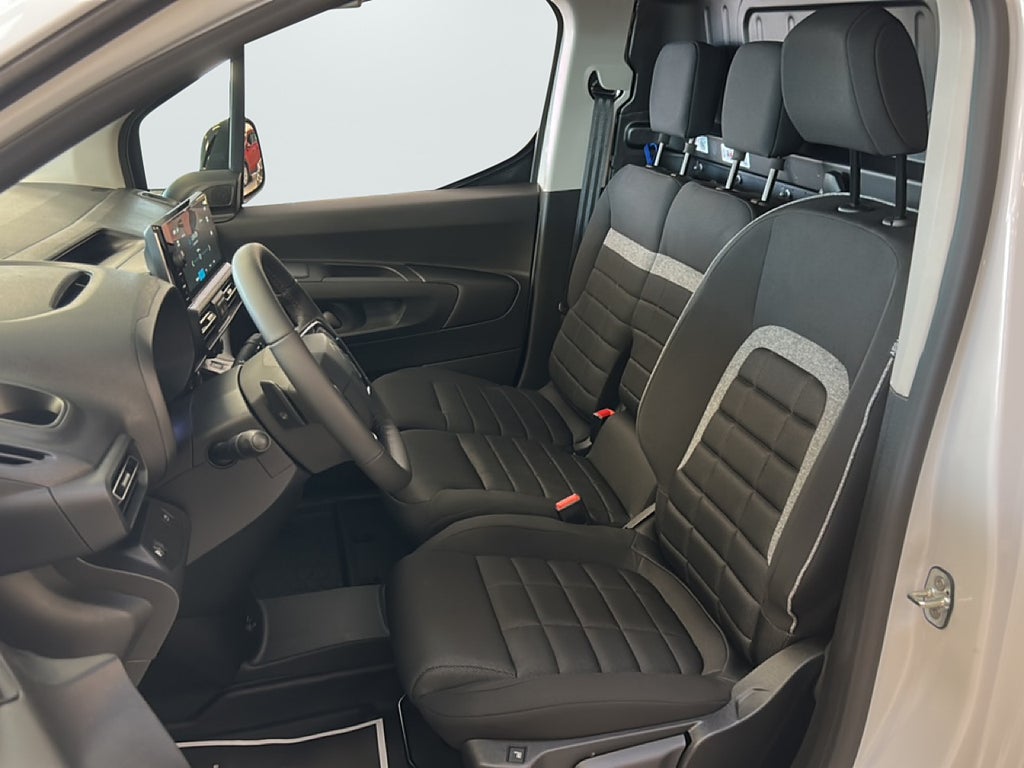 Citroen Berlingo L1 130 AT8 *WEBASTO/DRAG* – bild 8