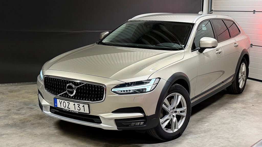Volvo V90 Cross Country D4 AWD Geartronic Momentum, Plus / drag