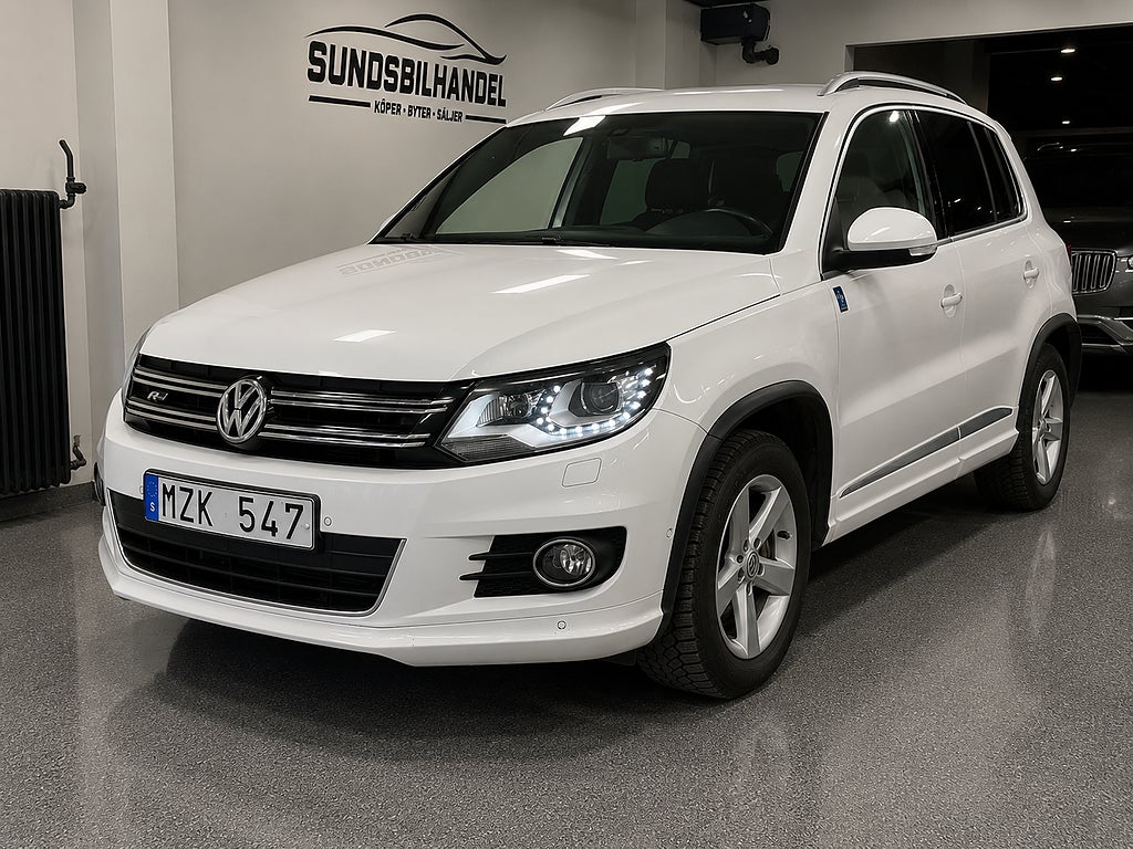 Volkswagen Tiguan 2.0 TDI 4Motion  Värmare DynAudio Kamera Drag 1 Ägare