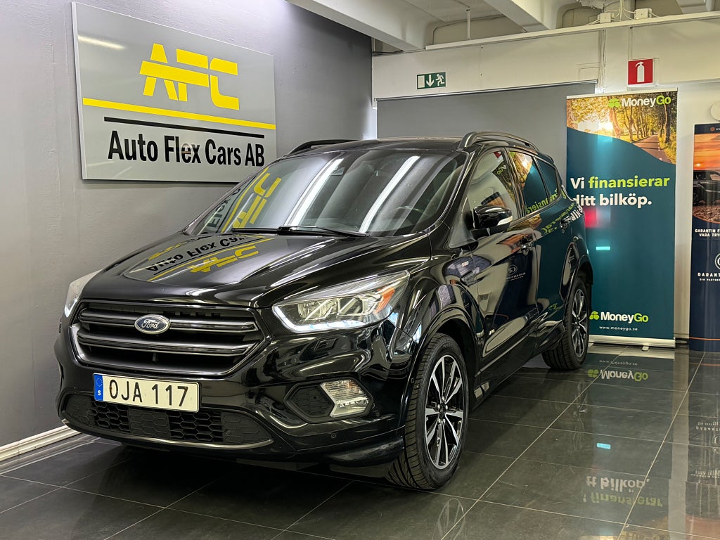 Ford Kuga 2.0 TDC AWD ST-Line NYKAMREM/P-VÄRMARE/KAMER/DRAG