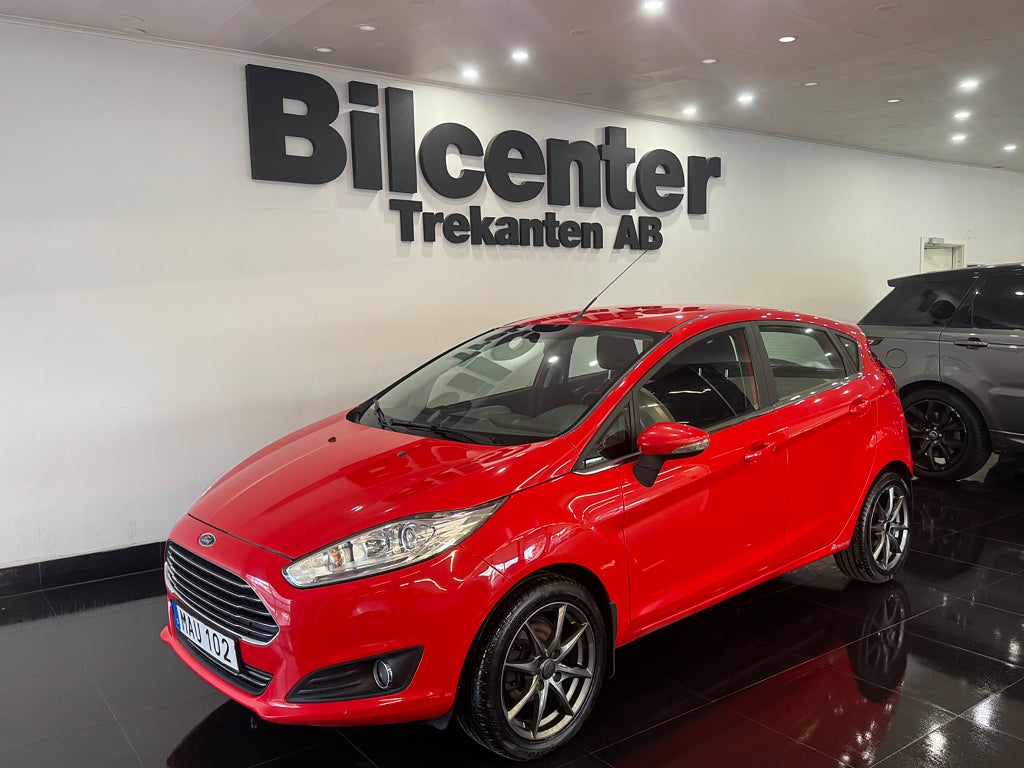 Ford Fiesta 5-dörrar 1.0 EcoBoost Titanium Euro 6 KamremBytt * LED 