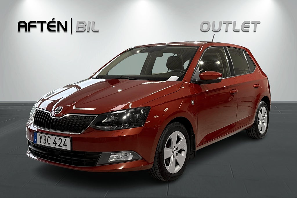 Skoda Fabia 1.2 TSI Style 90hk Farthållare Sensorer Carplay Keyless