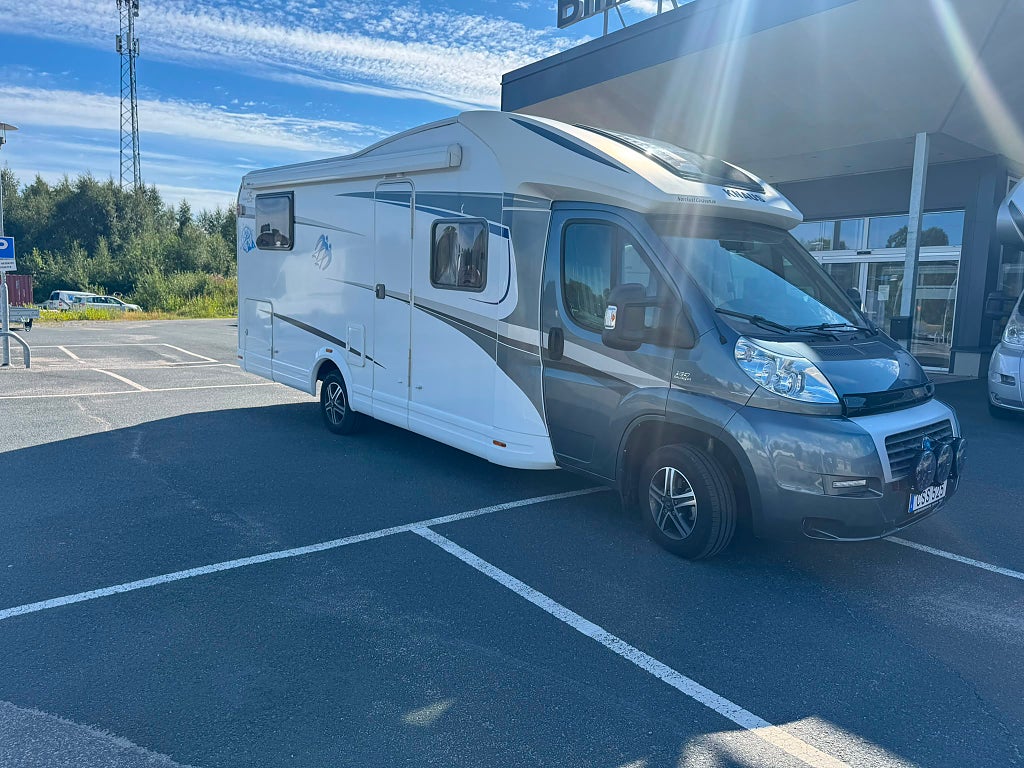 Knaus SKY WAVE 700 MEG Leverans i hela Sverige!