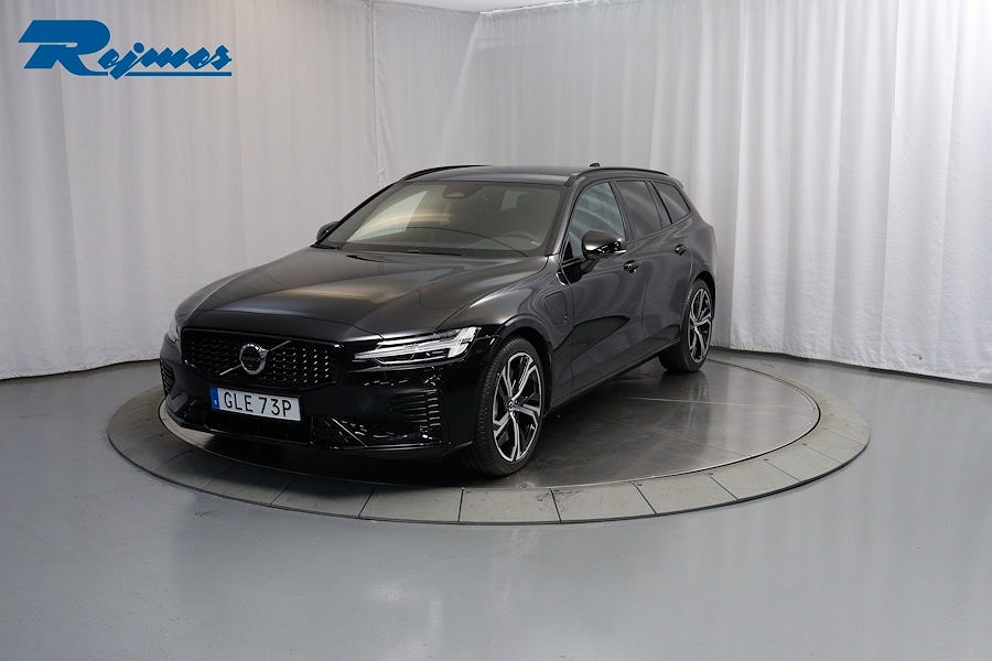 Volvo V60 T6 Plus Dark Edition