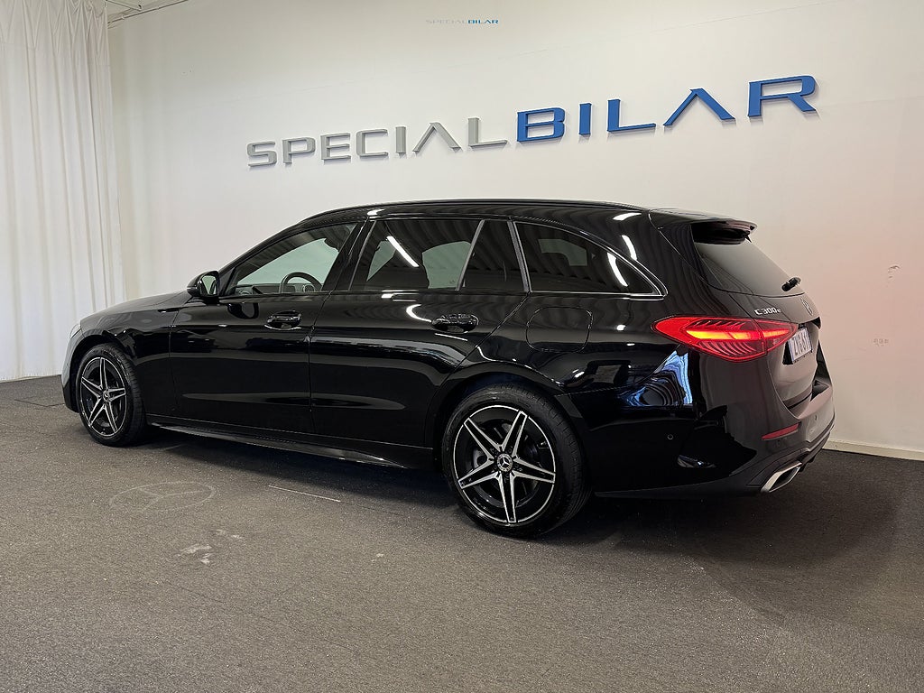 Mercedes-Benz C300 T 2024 - miniatyr 3