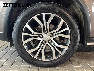 Kombi Mitsubishi ASX 13 av 17