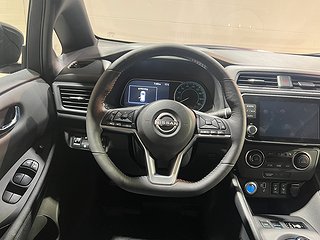 Halvkombi Nissan Leaf 11 av 17