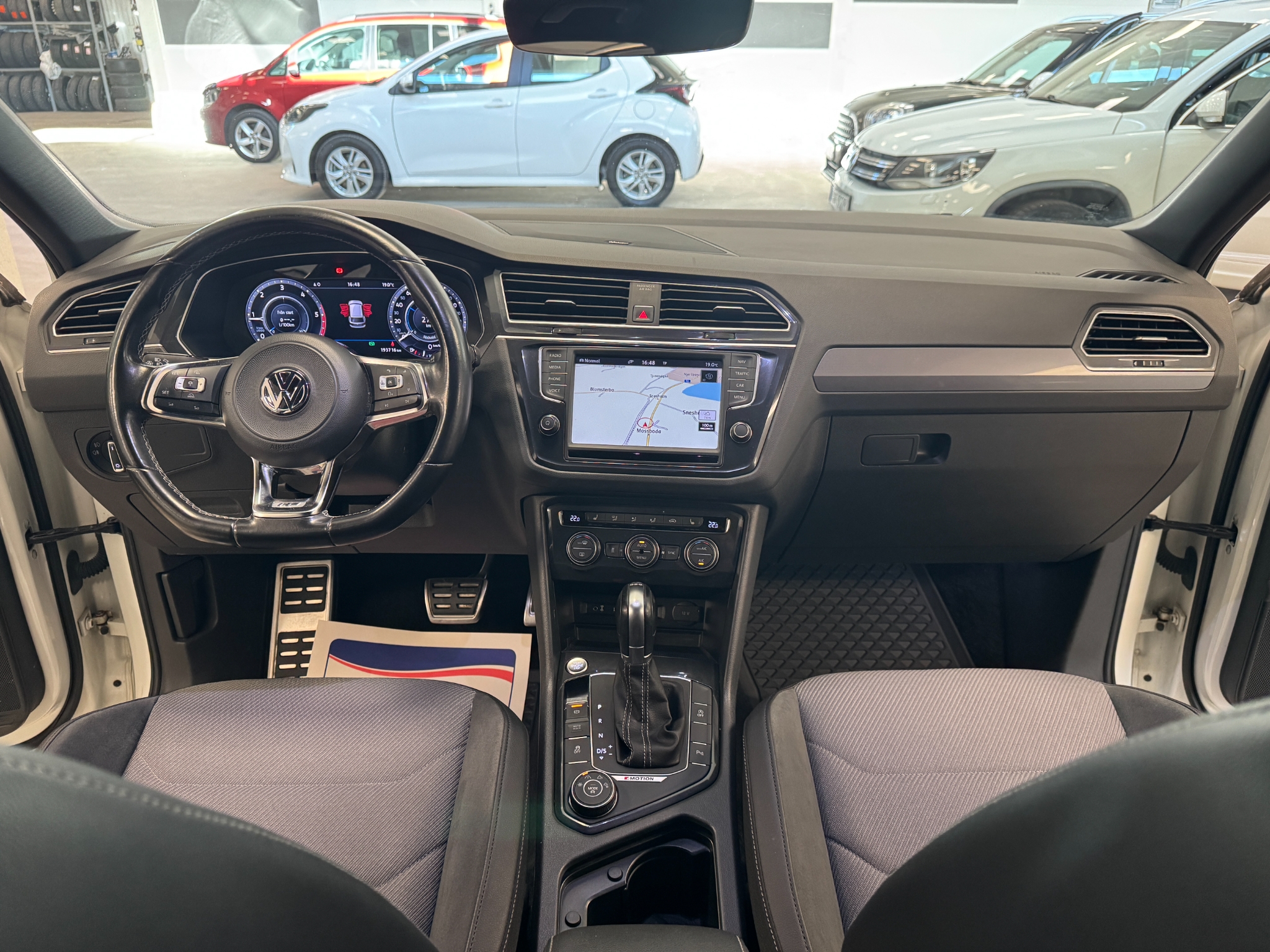 Volkswagen Tiguan 2017, kuva 7/10