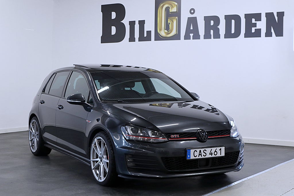 Volkswagen Golf GTI Performance 2.0 TSI Panorama Navi Kam