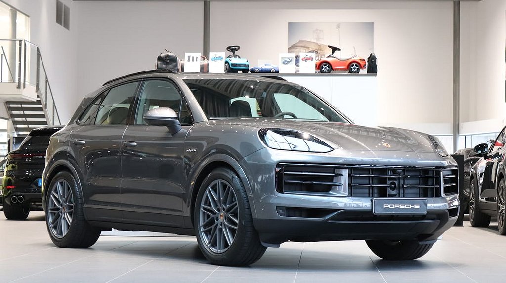 Porsche Cayenne E-Hybrid 470 Hk