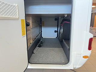 Husbil-integrerad Adria SONIC AXESS 700 SC 8 av 28