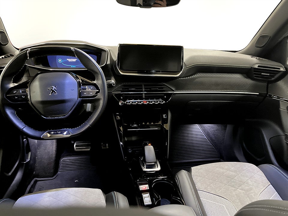 Bild på Peugeot E-2008 GT Pack 50kWh 136hk Aut - B-KAMERA, CARPLAY