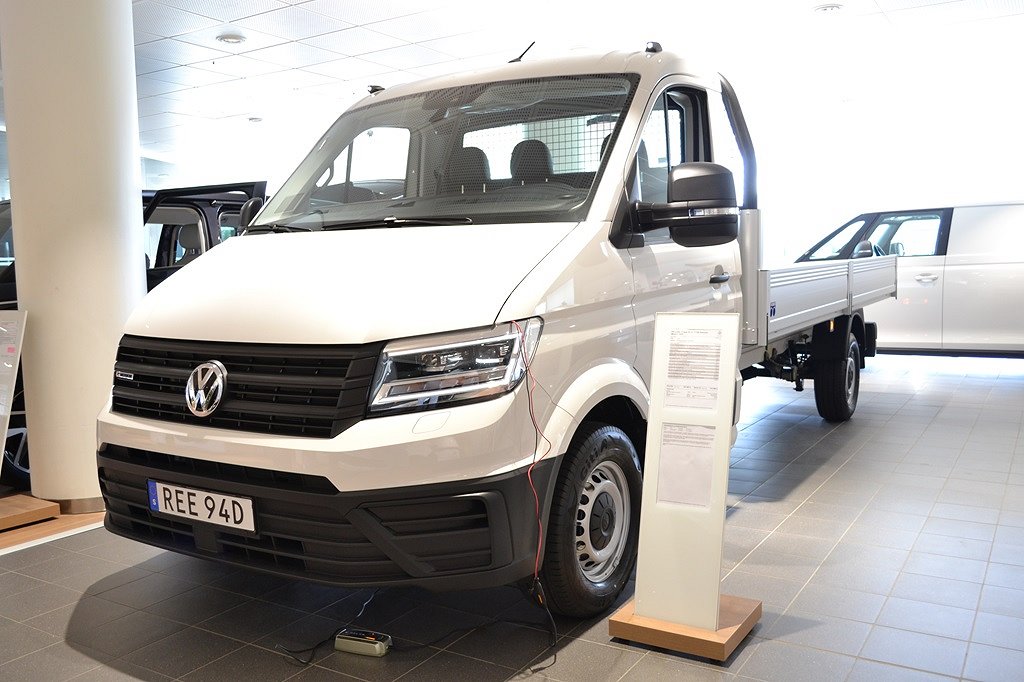 Volkswagen Crafter Enkelhytt lång hjulbas 177Hk Automat 4Motion Flak L4