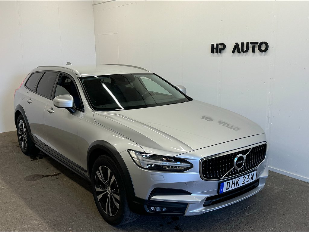 Volvo V90 Cross Country D4 AWD 190hk Momentum VOC Värmare