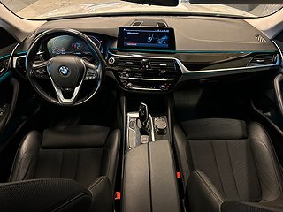 BMW 520 d xDrive Touring Drag/Kamera/MoK-värm/Rattvärme/Navi