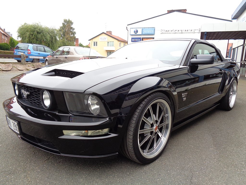 Ford Mustang GT Convertible GT