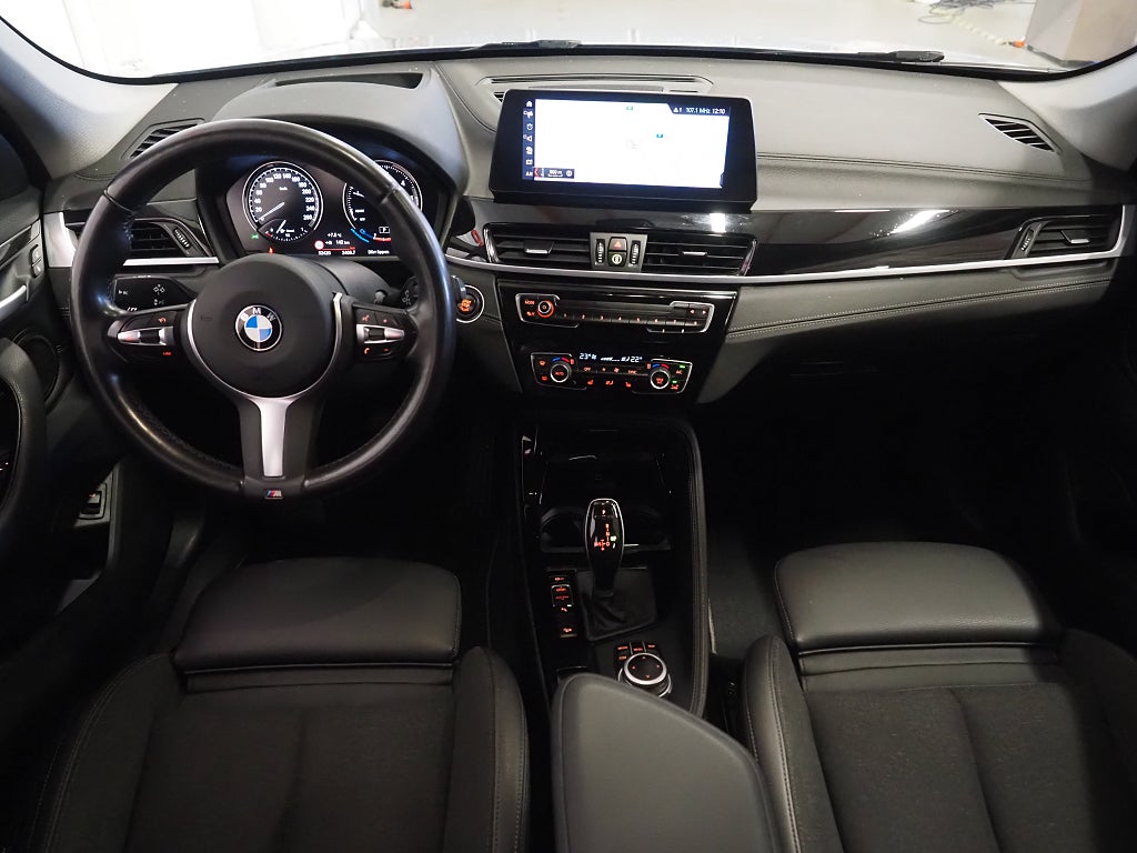 BMW X1 xDrive20d 190hk Aut Sport line Drag Navi B-Kam HuD HiFi 2020