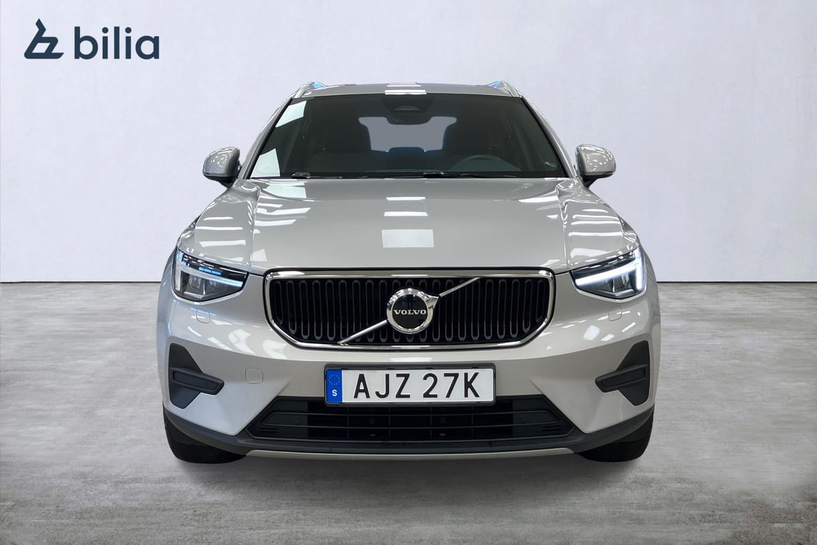 Volvo XC40 B3 FWD Bensin Core 2024, bild 4/10