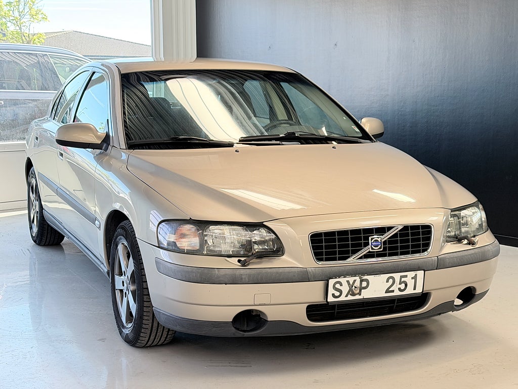 Volvo S60 2.4 140hk | AC | Drag | Nyservad