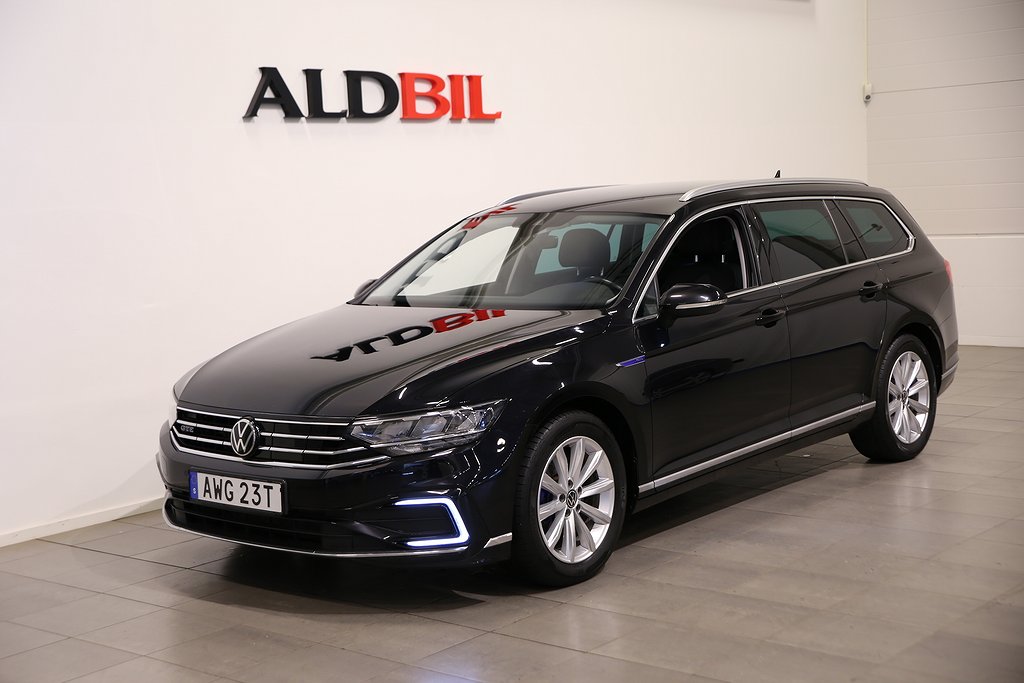 Volkswagen Passat GTE 218hk Plug-in Hybrid SC DSG / Dragpkt / Värm / Backkamera