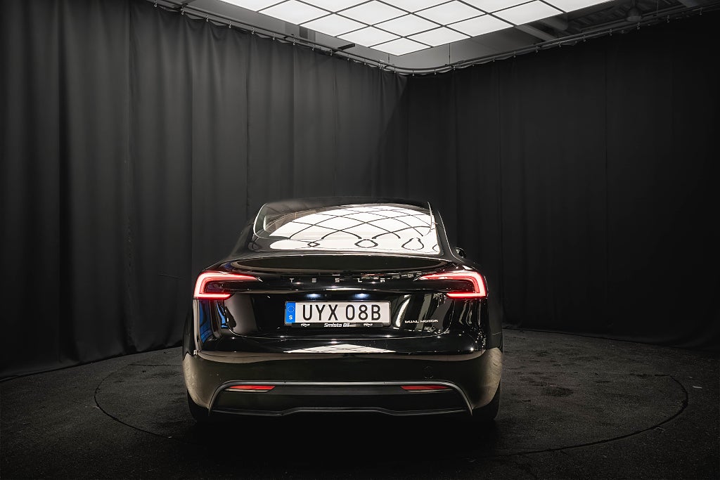 Tesla Model 3 Long Range AWD PANO VENTILERADE KAMERA MOMS 1-ÄGARE