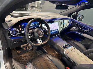 SUV Mercedes-Benz EQS 7 av 18