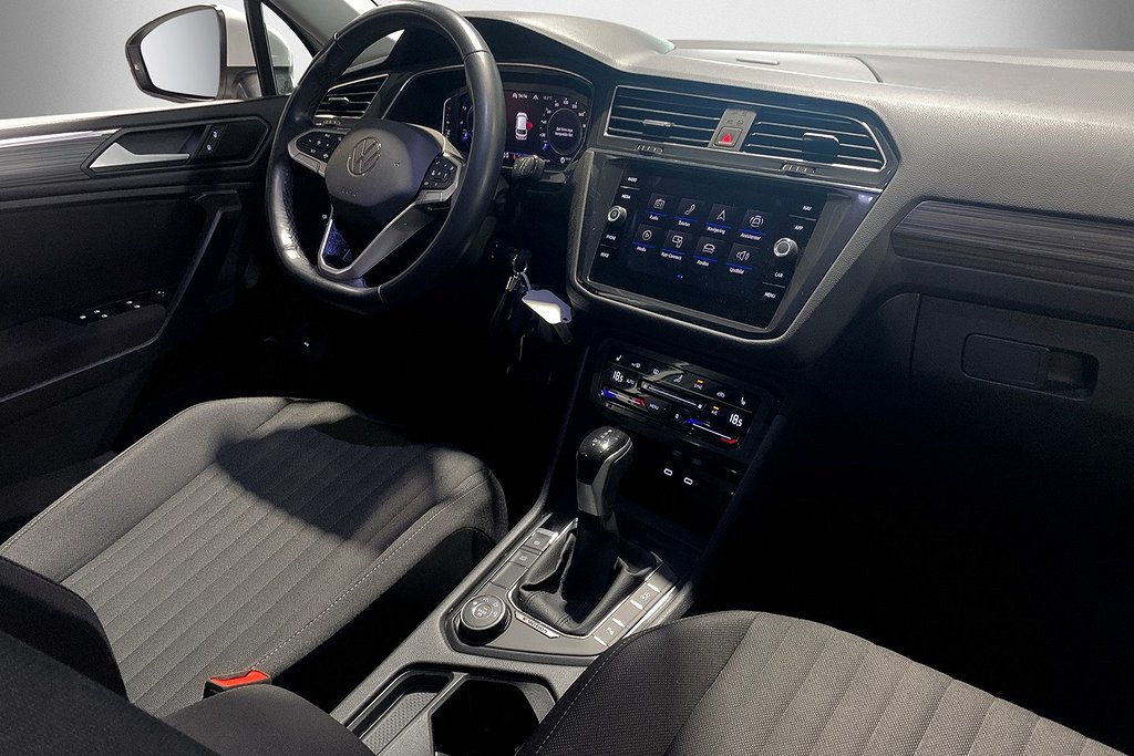Volkswagen Tiguan Allspace 7-sits I 4Motion | DRAG | Värmare 2023