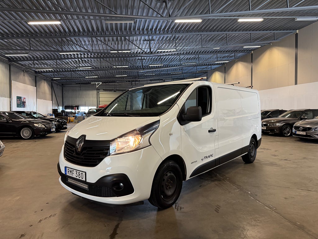 Renault trafic L2H1 Nordic Line | Drag | Moms | 1 brukare | 125 hk 
