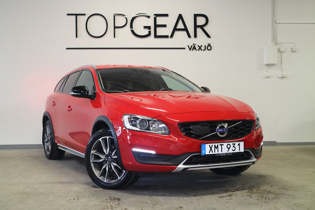 Volvo V60 Cross Country D4 Summum GPS DRAG VÄRMARE VOC 18TUM