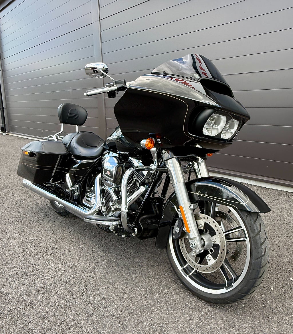 Harley-Davidson Road Glide Special FLTRXS Dr.Jekill & Mr.Hyde