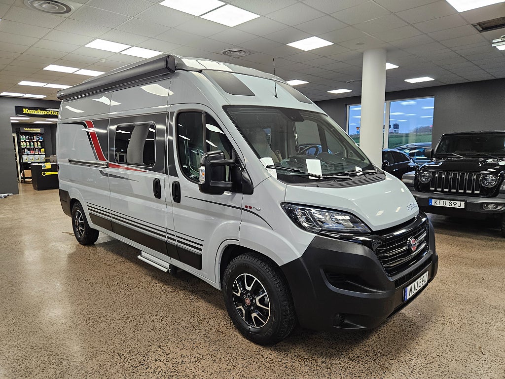 Bürstner Campeo C 600 Active / Pop-up säng / Drag / Kamera